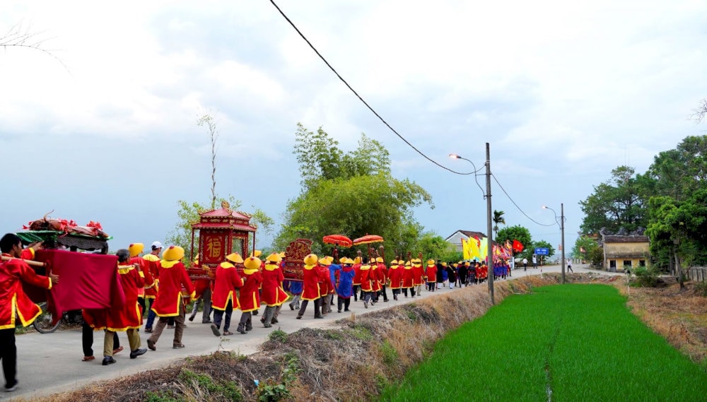 Lễ rước hương linh bà Trần Thị Đạo